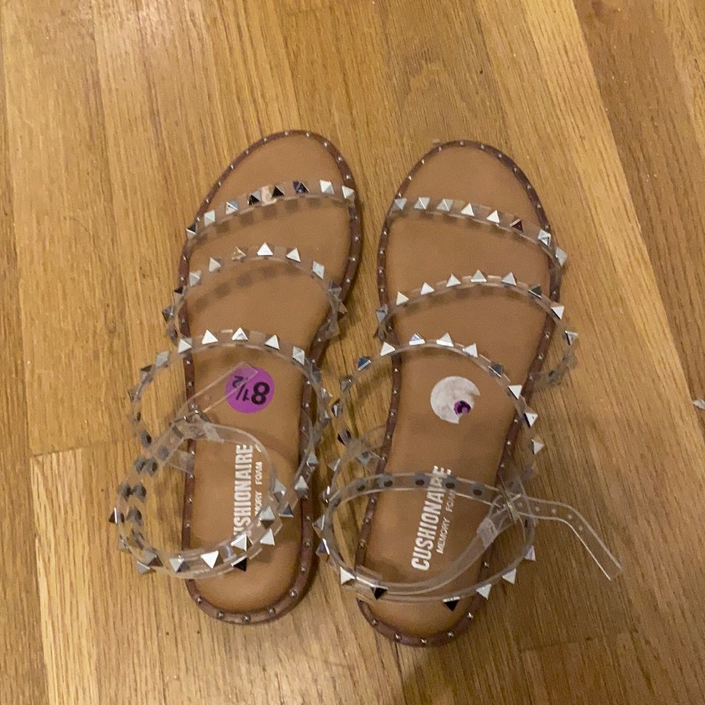 Cushionaire sandals